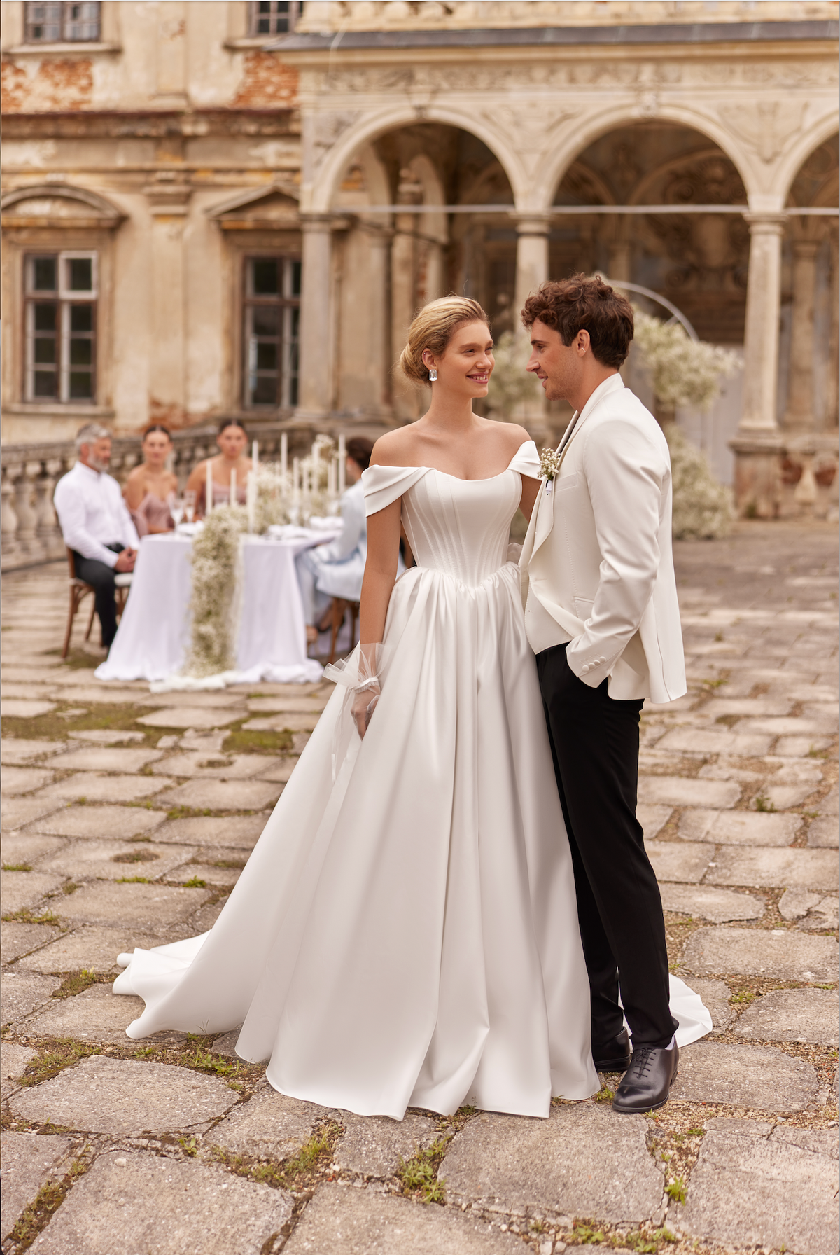 Lulu Sample sale size 10 – The Bridehouse Bulimba