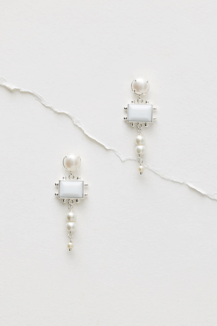 <hr id="null">Brooke Wedding Earrings